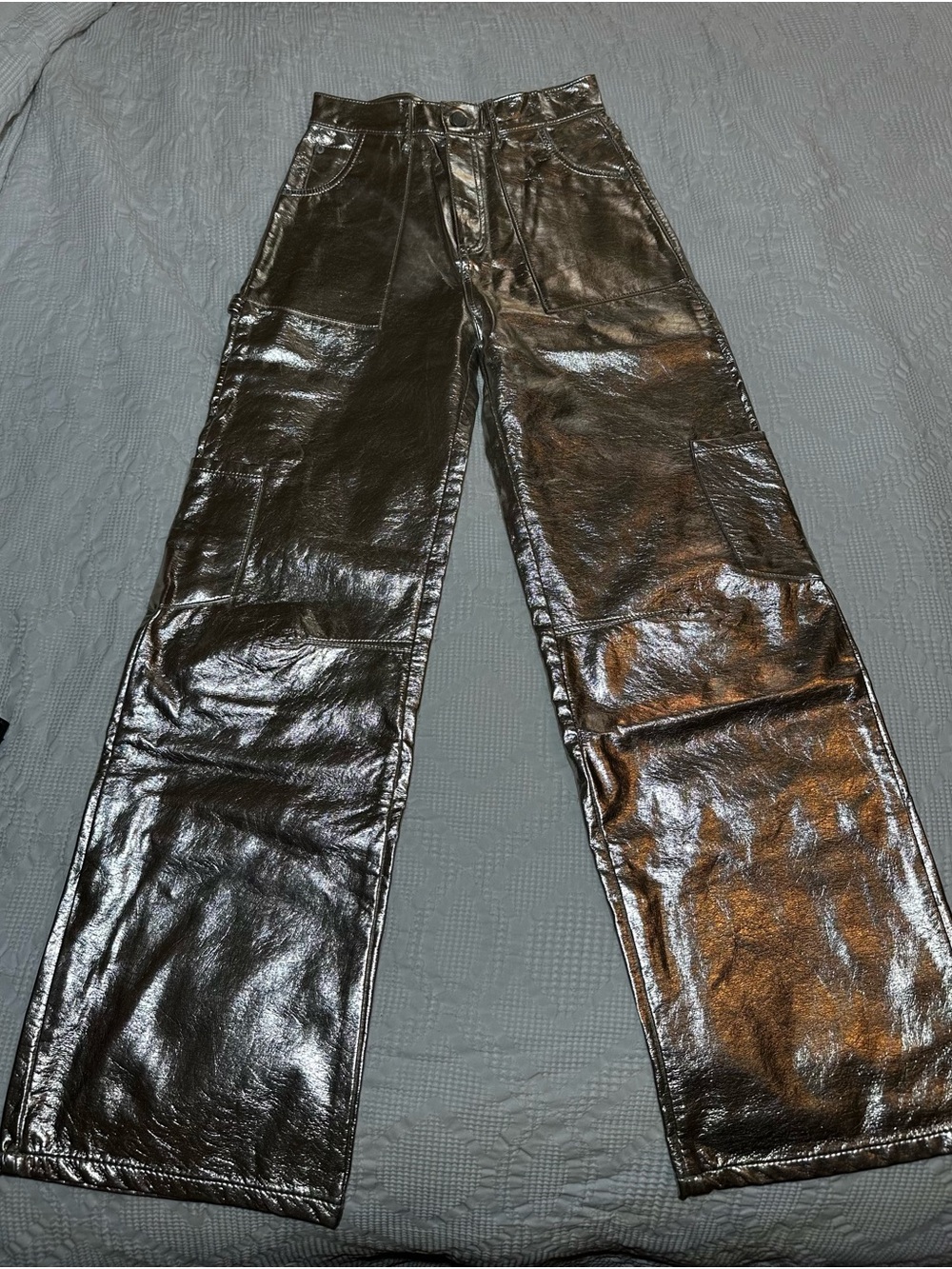 Pull&Bear Shiny Black Cargo-Style Wide Leg Pants in Aluminum